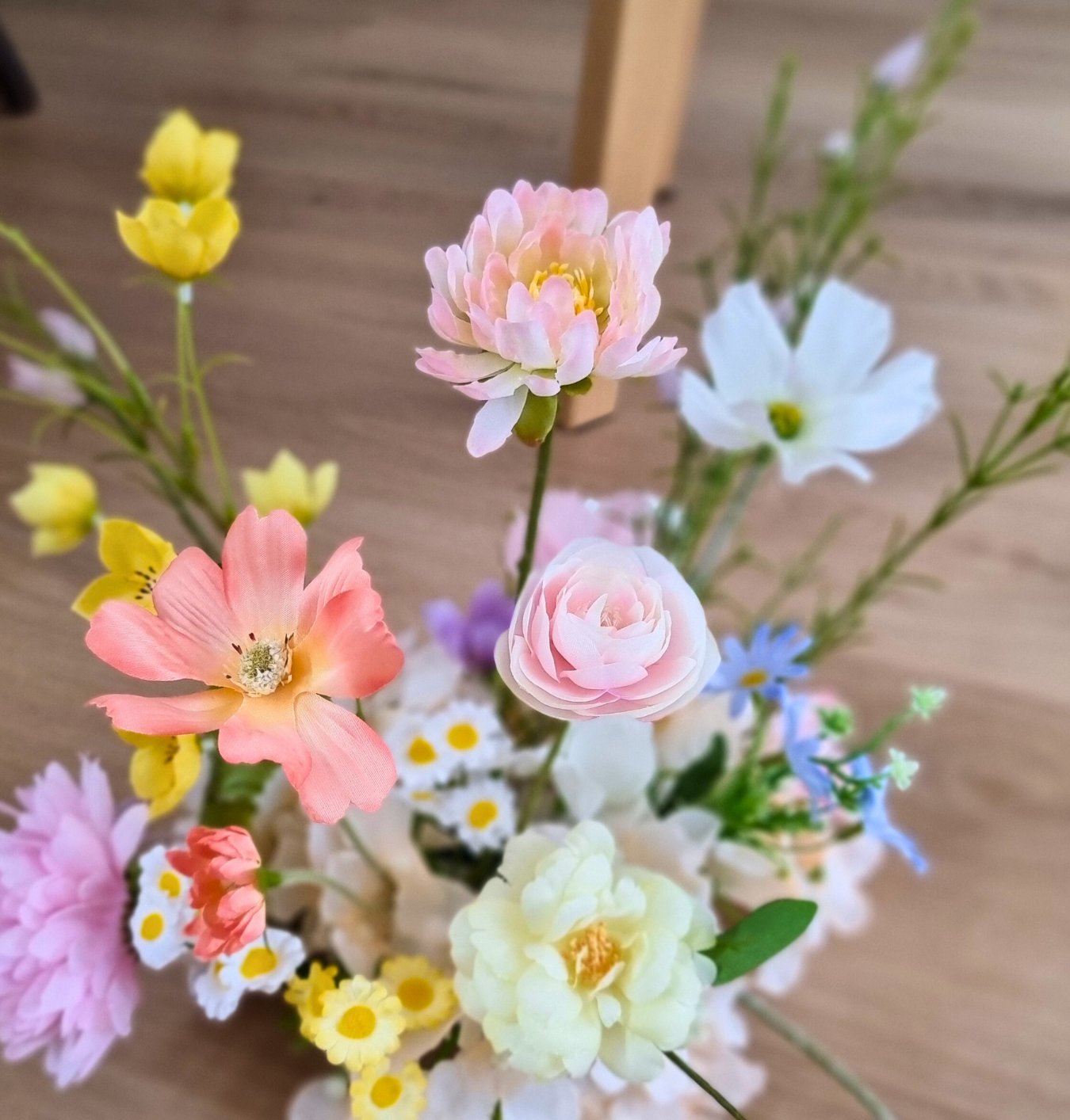 Pastel Wildflower Arrangement for Perfect Weddings Decor