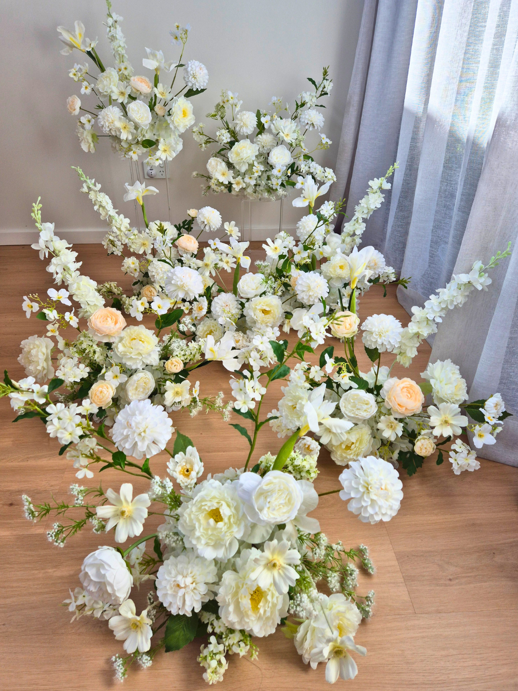Seoul Arrangement (white / neutral garden florals)